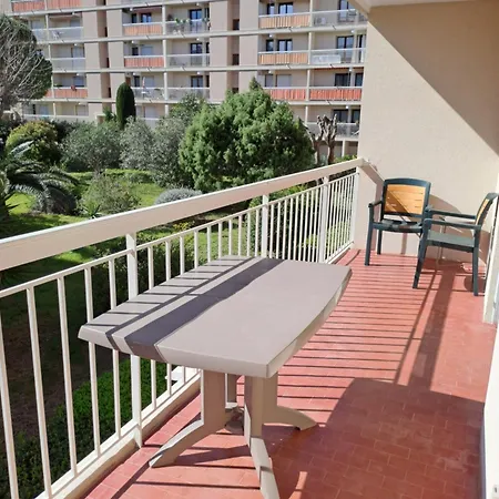 شقة F3 Calme A St Raphael Saint-Raphaël